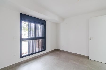 Casa de condomínio à venda com 225m², 3 quartos e 3 vagasQuarto 2