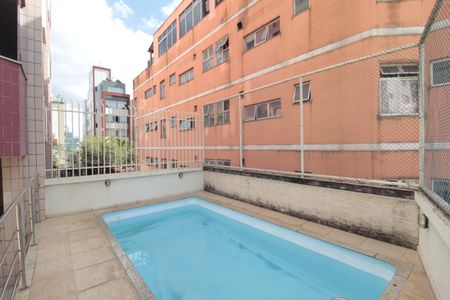 Apartamento à venda com 112m², 4 quartos e 2 vagas  Piscina