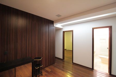 Apartamento à venda com 112m², 4 quartos e 2 vagasSala de TV