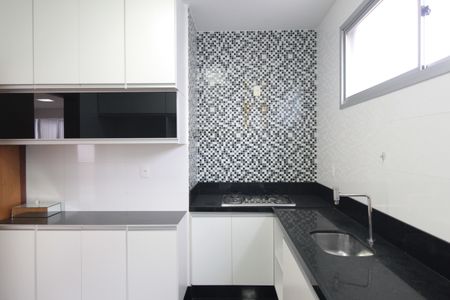 Apartamento à venda com 112m², 4 quartos e 2 vagasCozinha