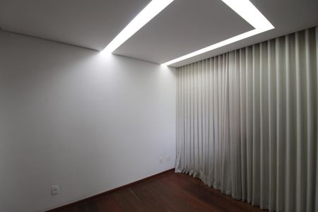 Apartamento à venda com 112m², 4 quartos e 2 vagasSuíte