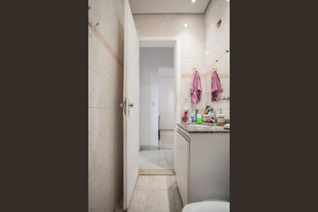 Apartamento à venda com 55m², 2 quartos e 1 vaga Apartamento à venda com 55m², 2 quartos e 1 vagaBanheiro Social