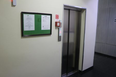 Apartamento à venda com 56m², 1 quarto e sem vagaÁrea comum