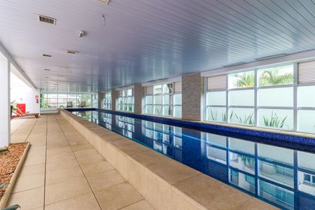 Apartamento à venda com 74m², 2 quartos e 2 vagasÁrea comum - Piscina