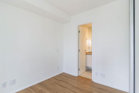 Apartamento à venda com 74m², 2 quartos e 2 vagasSuíte 1