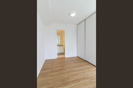 Apartamento à venda com 74m², 2 quartos e 2 vagasSuíte 1