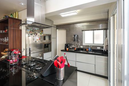 Apartamento para alugar com 122m², 3 quartos e 2 vagas Apartamento para alugar com 122m², 3 quartos e 2 vagasCozinha