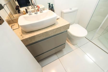 Apartamento para alugar com 122m², 3 quartos e 2 vagas Apartamento para alugar com 122m², 3 quartos e 2 vagasBanheiro da Suíte 2