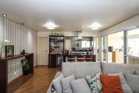 Apartamento para alugar com 122m², 3 quartos e 2 vagas Apartamento para alugar com 122m², 3 quartos e 2 vagasSala