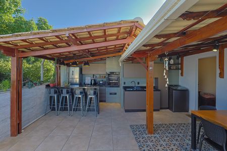 Apartamento à venda com 130m², 3 quartos e 2 vagas Apartamento à venda com 130m², 3 quartos e 2 vagasCobertura