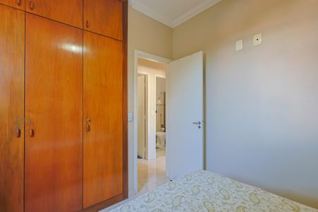 Apartamento à venda com 130m², 3 quartos e 2 vagas Apartamento à venda com 130m², 3 quartos e 2 vagasQuarto 3
