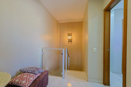 Apartamento à venda com 130m², 3 quartos e 2 vagas Apartamento à venda com 130m², 3 quartos e 2 vagasCorredor