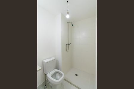 Apartamento à venda com 28m², 1 quarto e sem vaga Apartamento à venda com 28m², 1 quarto e sem vagaBanheiro da Suíte