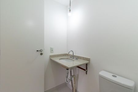 Apartamento à venda com 28m², 1 quarto e sem vaga Apartamento à venda com 28m², 1 quarto e sem vagaBanheiro da Suíte