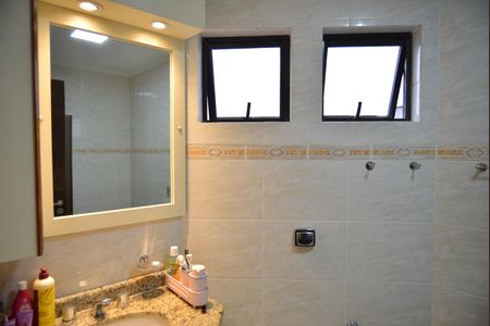 Apartamento à venda com 103m², 3 quartos e 2 vagasBanheiro da Suíte 3