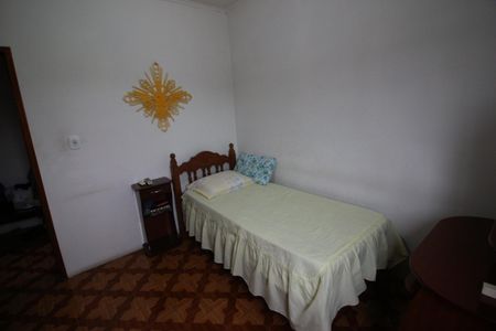 Casa à venda com 111m², 3 quartos e 6 vagasQuarto 1