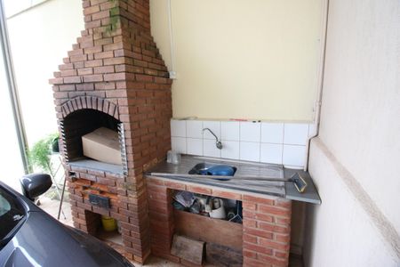 Casa à venda com 111m², 3 quartos e 6 vagasChurrasqueira