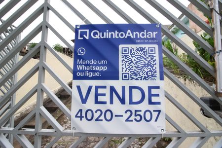 Casa à venda com 111m², 3 quartos e 6 vagasPlaca