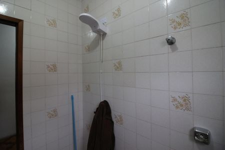 Casa à venda com 111m², 3 quartos e 6 vagasBanheiro 1