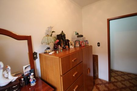 Casa à venda com 111m², 3 quartos e 6 vagasQuarto 2