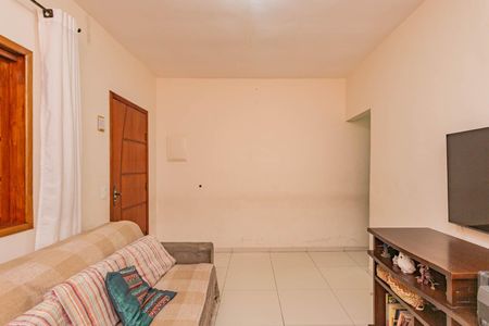 Casa à venda com 65m², 2 quartos e 1 vagaSala