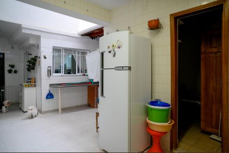 Casa à venda com 250m², 3 quartos e 2 vagasÁrea de Serviço