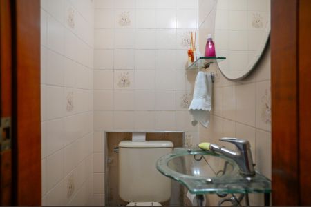 Casa à venda com 250m², 3 quartos e 2 vagasLavabo