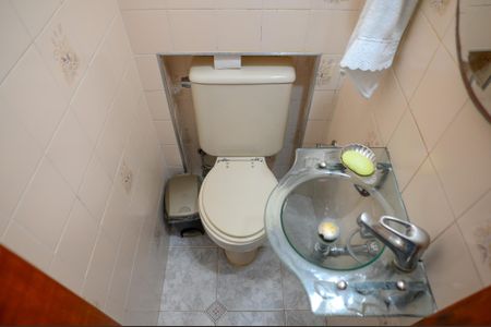 Casa à venda com 250m², 3 quartos e 2 vagasLavabo