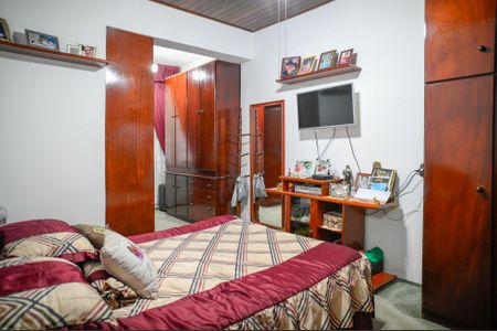 Casa à venda com 250m², 3 quartos e 2 vagasSuíte