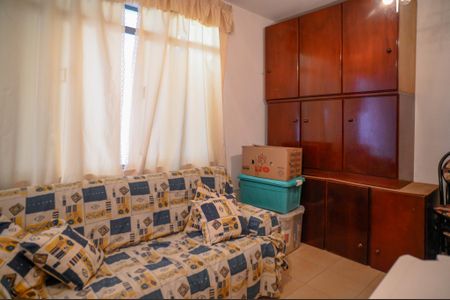 Casa à venda com 250m², 3 quartos e 2 vagasEdícula - Quarto