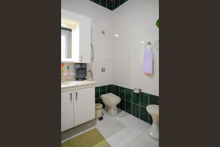 Casa à venda com 250m², 3 quartos e 2 vagasBanheiro Social