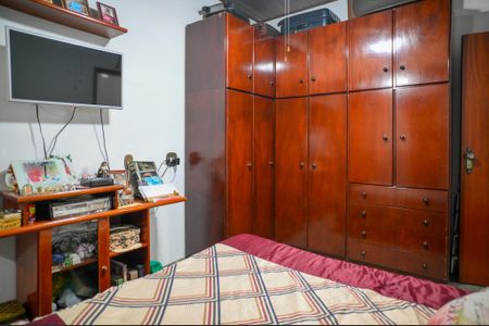 Casa à venda com 250m², 3 quartos e 2 vagasSuíte