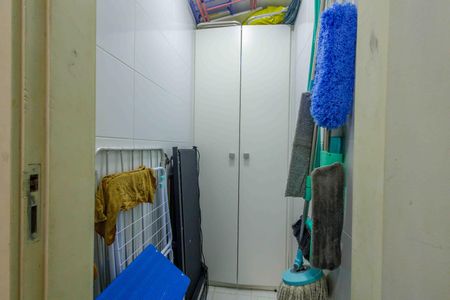 Apartamento à venda com 89m², 3 quartos e 2 vagas Apartamento à venda com 89m², 3 quartos e 2 vagasQuarto de Serviço