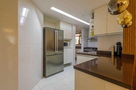 Apartamento à venda com 89m², 3 quartos e 2 vagas Apartamento à venda com 89m², 3 quartos e 2 vagasCozinha