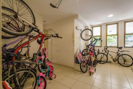Apartamento à venda com 89m², 3 quartos e 2 vagas Apartamento à venda com 89m², 3 quartos e 2 vagasÁrea Comum Bicicletário