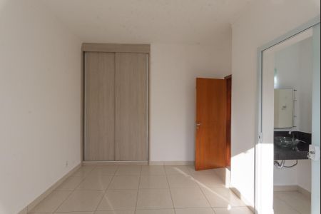 Casa de condomínio para alugar com 250m², 4 quartos e 2 vagas Casa de condomínio para alugar com 250m², 4 quartos e 2 vagasSuíte 3