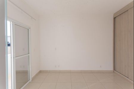 Casa de condomínio para alugar com 250m², 4 quartos e 2 vagas Casa de condomínio para alugar com 250m², 4 quartos e 2 vagasSuíte 3