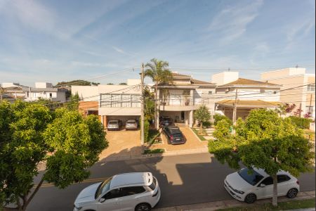 Casa de condomínio para alugar com 250m², 4 quartos e 2 vagas Casa de condomínio para alugar com 250m², 4 quartos e 2 vagasVaranda da Suíte 4