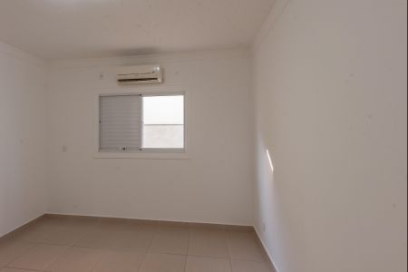 Casa de condomínio para alugar com 250m², 4 quartos e 2 vagas Casa de condomínio para alugar com 250m², 4 quartos e 2 vagasSuíte 1