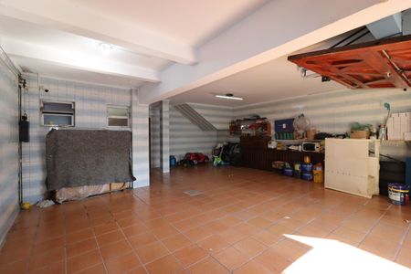 Casa à venda com 328m², 4 quartos e 4 vagasGaragem