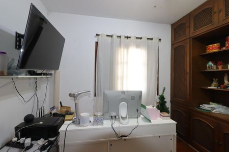 Casa à venda com 328m², 4 quartos e 4 vagasSuíte 1