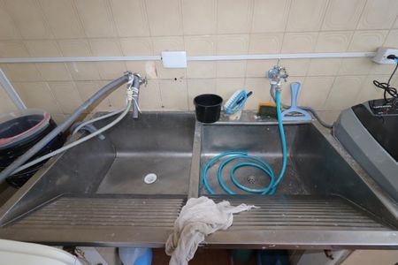 Casa à venda com 328m², 4 quartos e 4 vagasÁrea de Serviço - Tanque