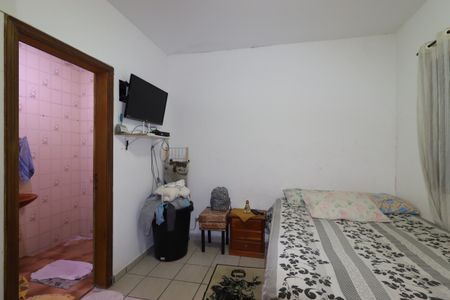 Casa à venda com 328m², 4 quartos e 4 vagasQuarto de Serviço