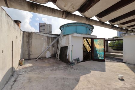 Casa à venda com 328m², 4 quartos e 4 vagasTerraço