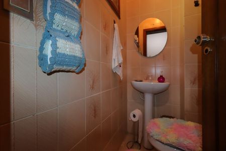 Casa à venda com 328m², 4 quartos e 4 vagasLavabo