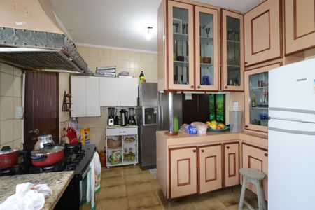 Casa à venda com 328m², 4 quartos e 4 vagasCozinha