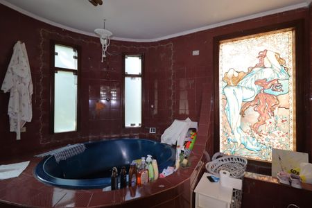 Casa à venda com 328m², 4 quartos e 4 vagasBanheiro da Suíte 4