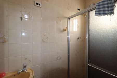 Casa à venda com 328m², 4 quartos e 4 vagasBanheiro da Suíte 1