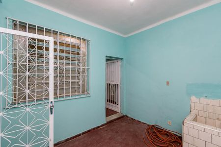Casa para alugar com 68m², 2 quartos e 1 vagaÁrea de Serviço