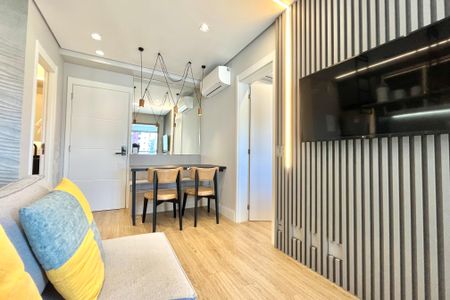 Apartamento à venda com 47m², 1 quarto e 1 vaga Apartamento à venda com 47m², 1 quarto e 1 vagaSala